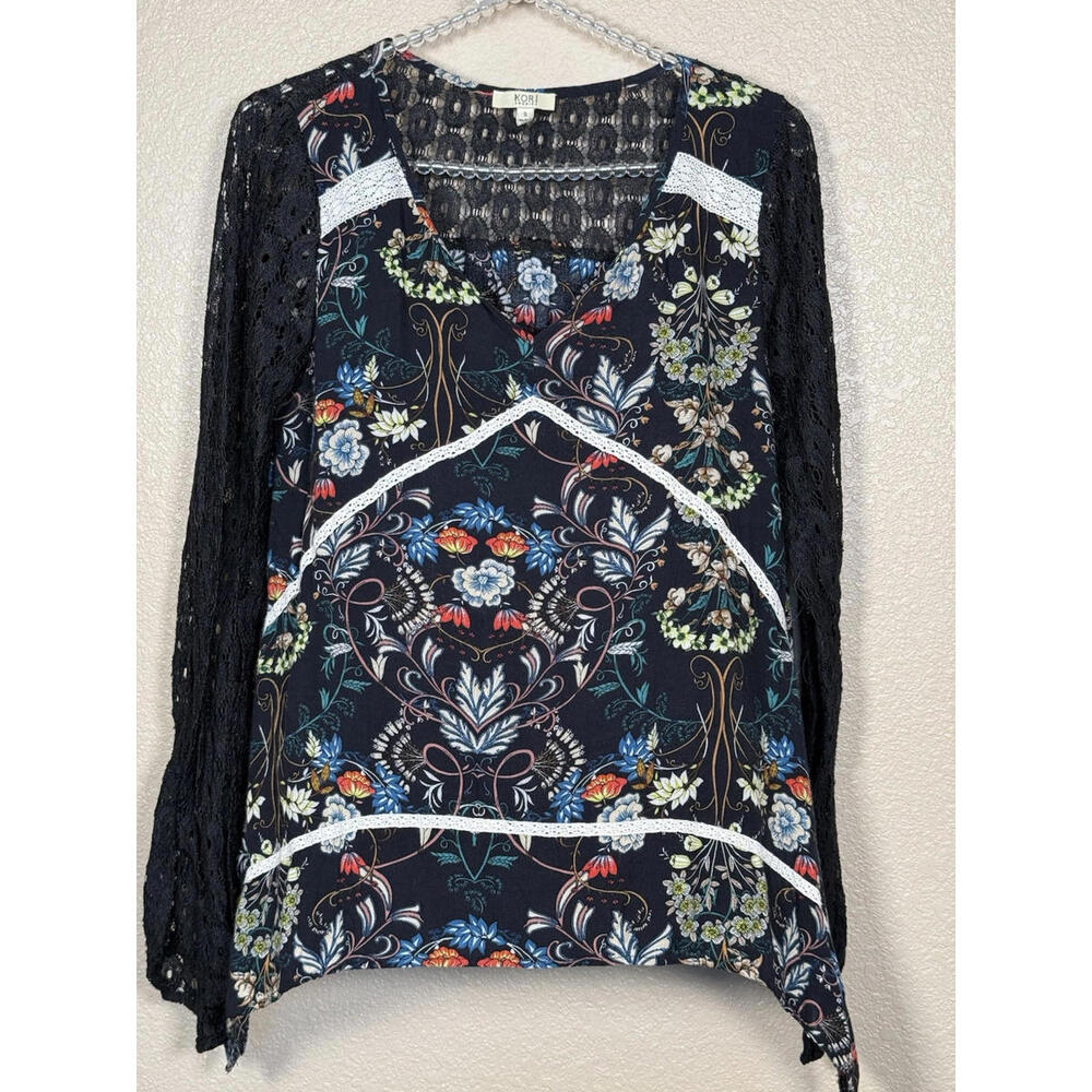 Kori America Floral Blouse Size small Lace Sleeve Grudge Witchy